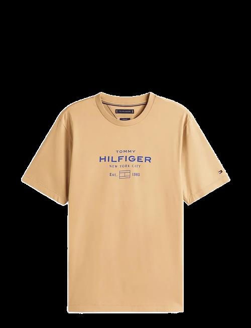 Tommy Hilfiger | Hilfiger Stack Graphic Tee | L