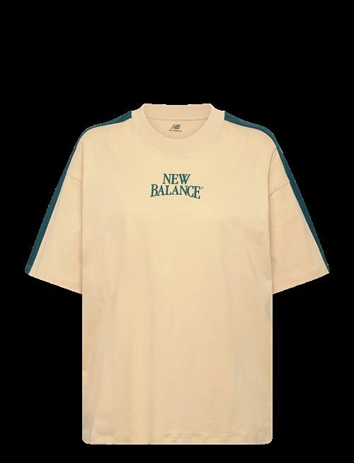New Balance | Linear Heritage Oversized T-Shirt | L