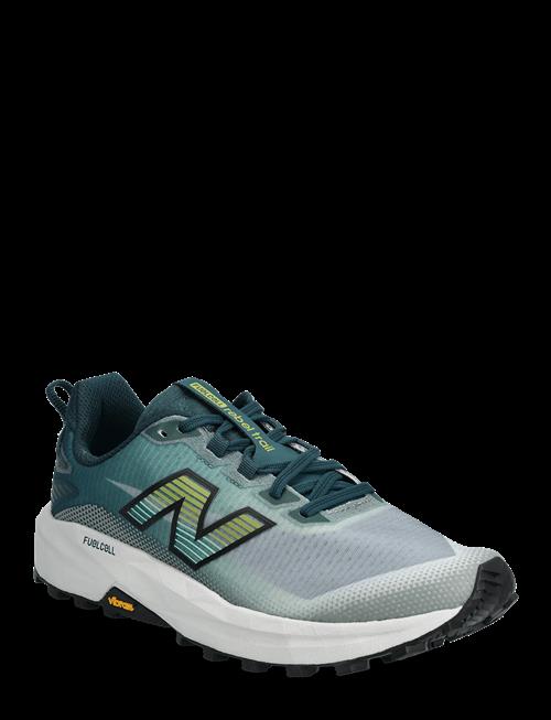New Balance | New Balance Rebel Trail | 44