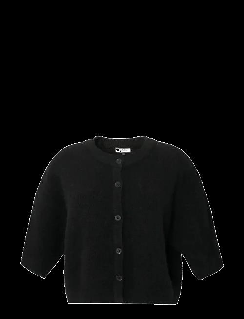 Andiata | Lyric | M