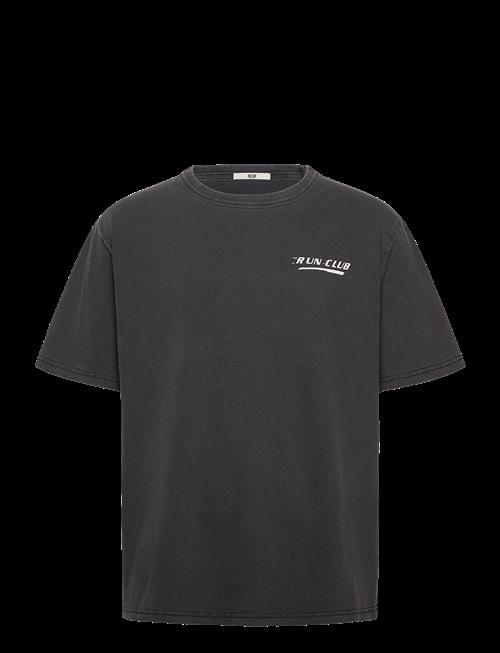 NEUW | Incline Teewashed Black | M