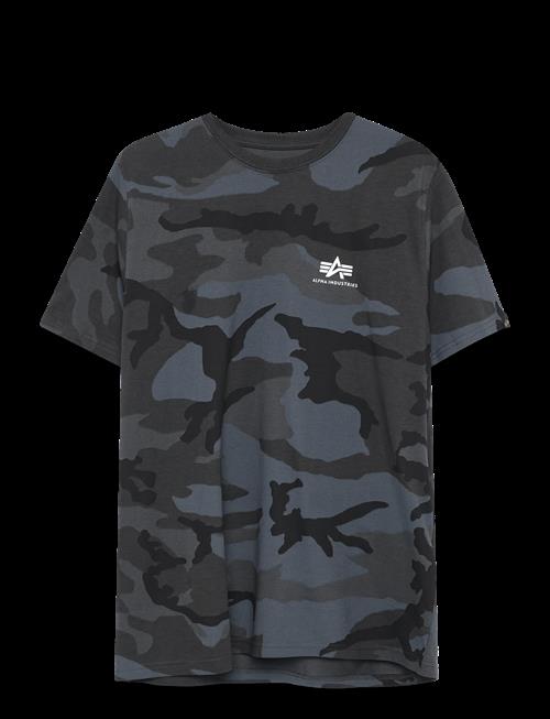 Se Alpha Industries | Basic T-Shirt Sl Camo | L hos Booztlet