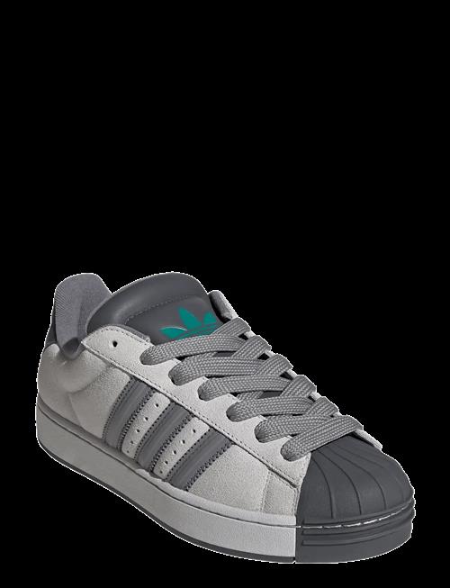 adidas Originals | Superstar St | 44