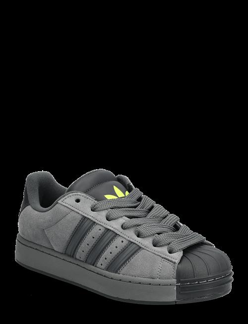 adidas Originals | Superstar St | 40