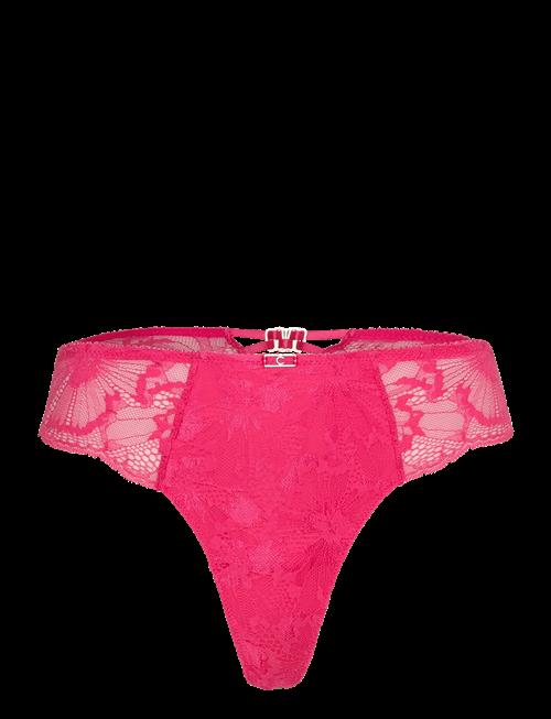 CHANTELLE | Muse Tanga | 38