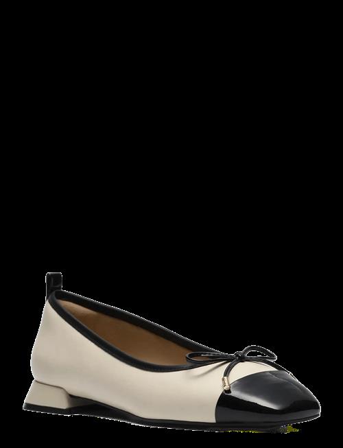 Clarks | Ubree15 Poppy D | 37.5