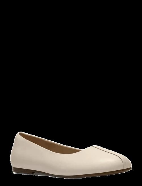Clarks | Livia Lily D | 39