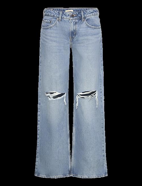 Levi's® | Low Loose Shakey Ground | 24 x 32