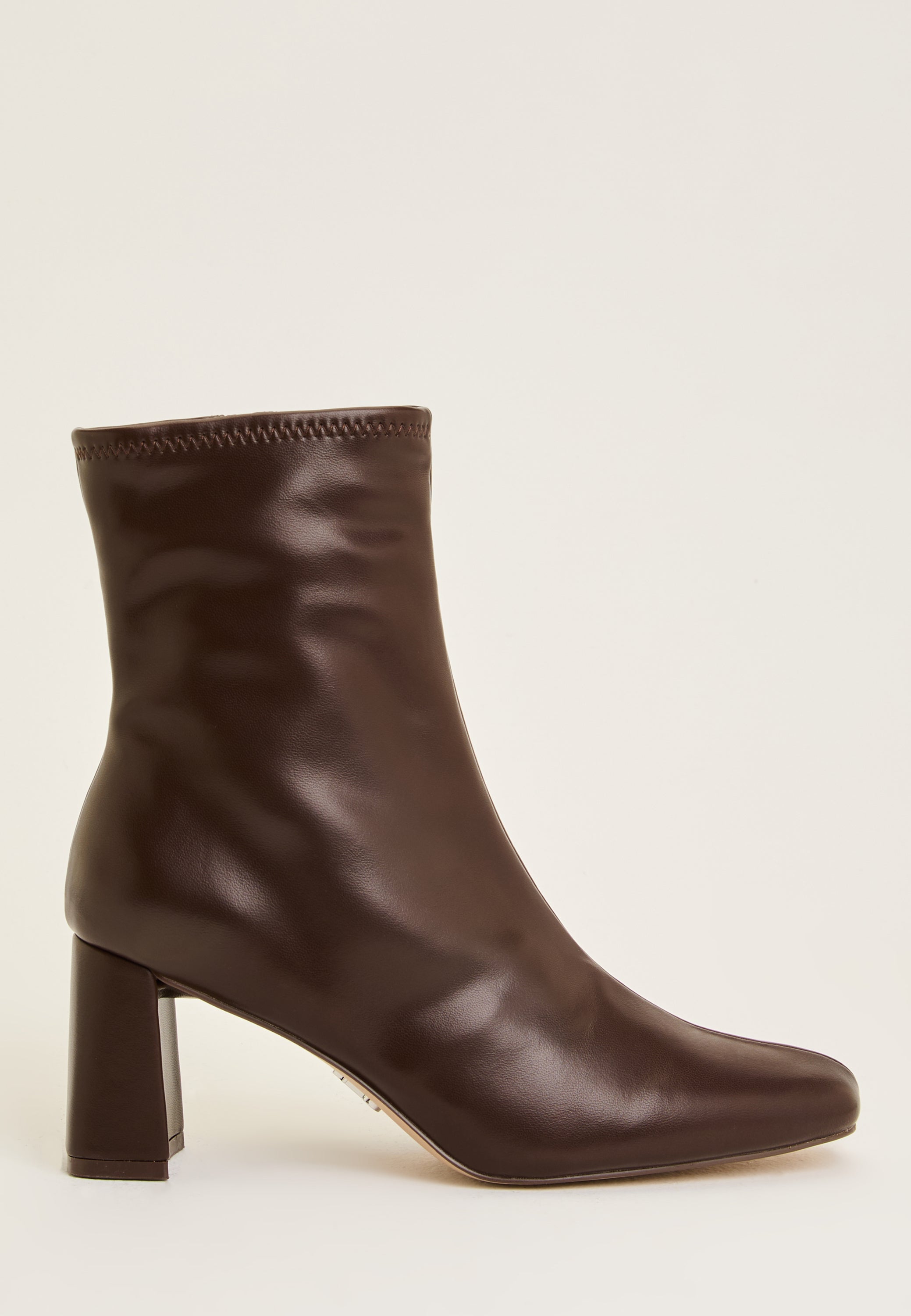 STEVE MADDEN Hurst Classic Boots