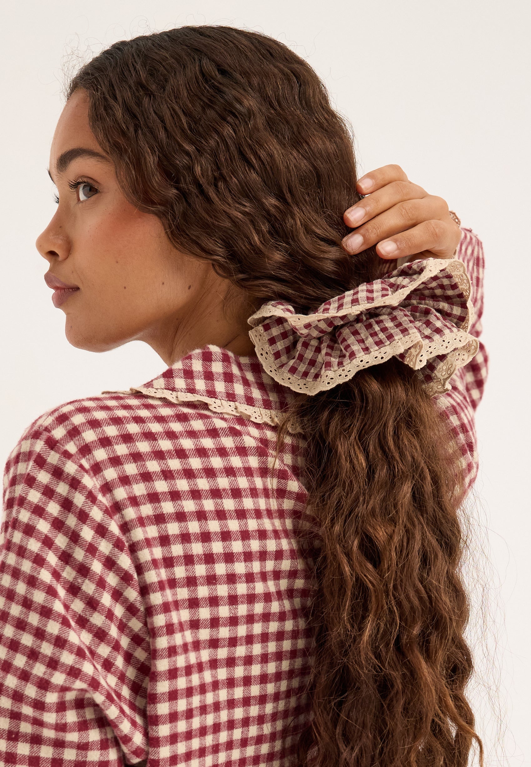 BUBBLEROOM Gingham Scrunchie