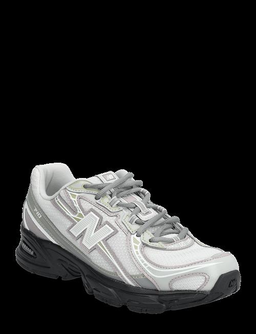 New Balance | New Balance 740 | 37.5