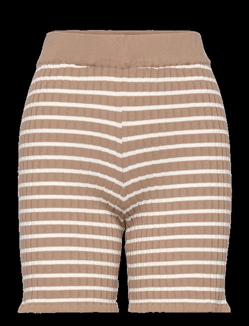 A-View | Sira Shorts | 36
