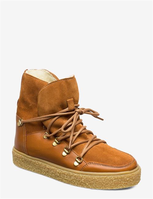 Pavement | Lola Wool | 39