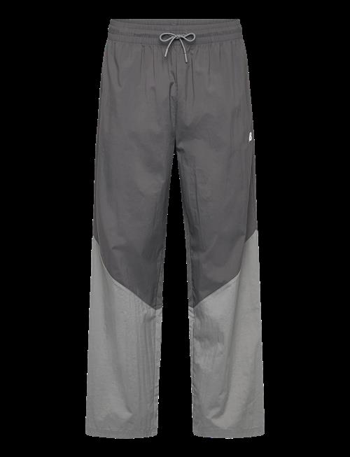 New Balance | Sport Legacy Pant | M