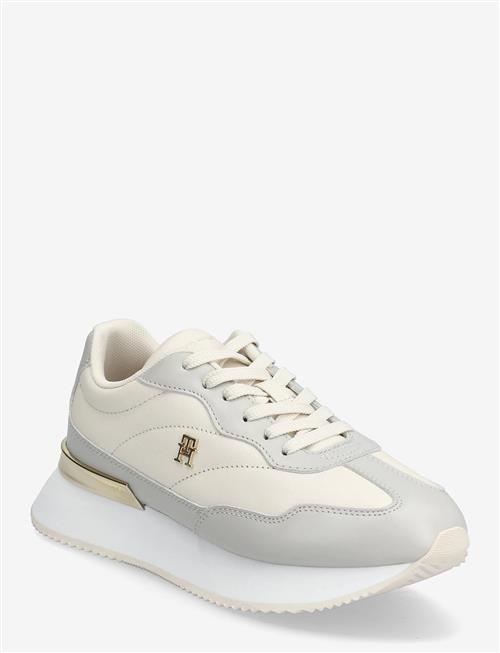 Tommy Hilfiger | Chic Fashion Runner | 38