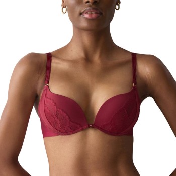 Triumph BH Love In Lace Wired Push-Up Bra Rød B 85 Dame
