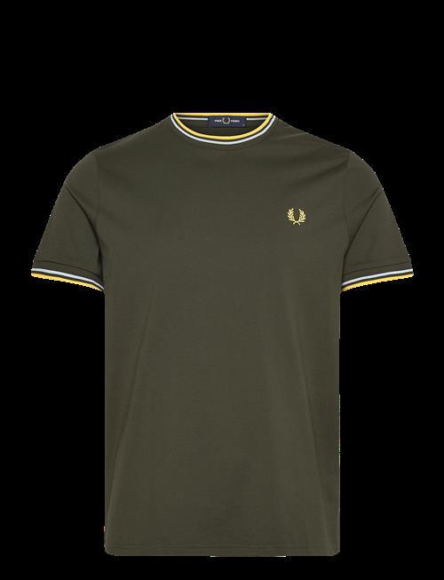 Fred Perry | Twin Tipped T-Shirt | S