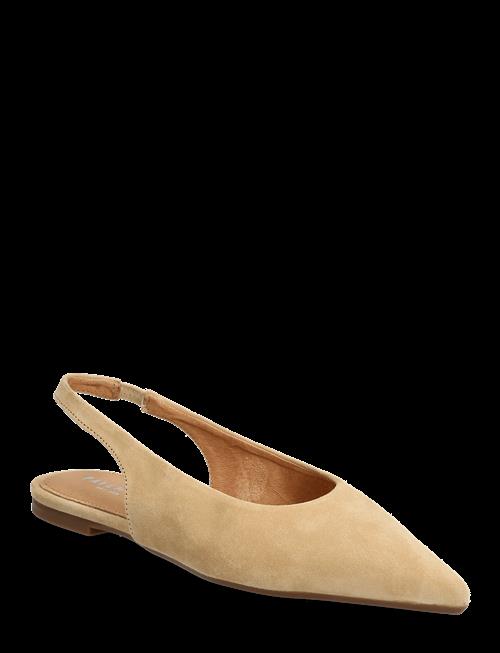 Pavement | Nita Suede | 38