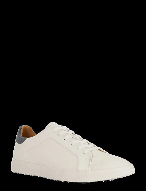 Dune London | Traces | 44