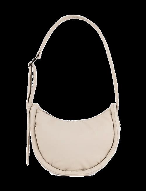 Se SANDQVIST | Curve Crossbody Round S | S hos Booztlet