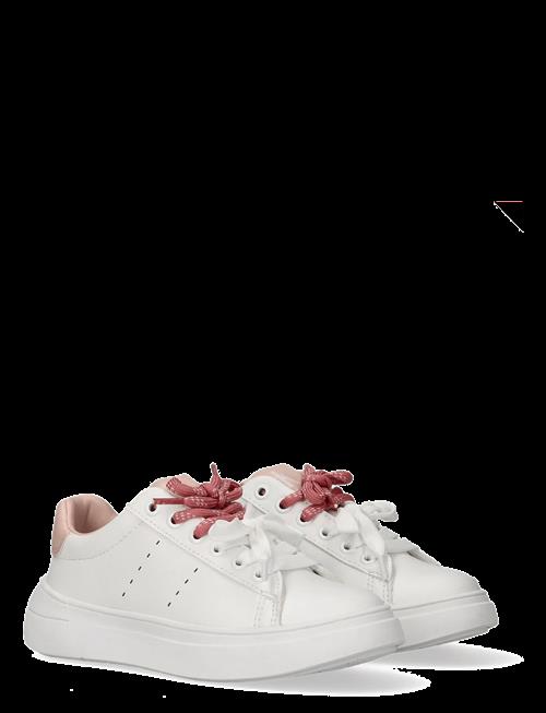 Calvin Klein | Calvin Klein Low Cut Lace-Up Sneaker | 37