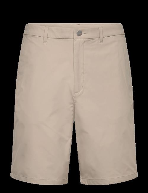Calvin Klein | 9 In Straight Tech Stretch Short | 35