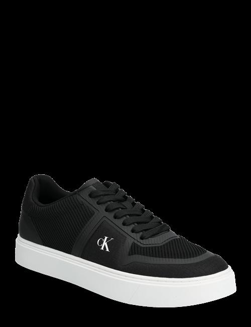 Calvin Klein | Classic Cups Laceup Knit | 43