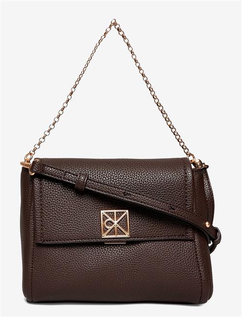 Calvin Klein | Emblem Hw Pebble Crossbody 20 | ONE SIZE