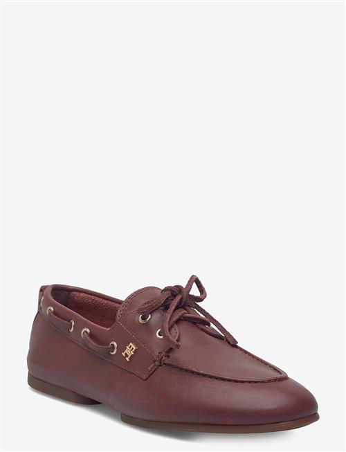Tommy Hilfiger | Th Sleek Leather Boat Shoe | 41
