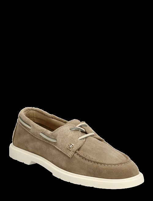 Tommy Hilfiger | Light Suede Boat Shoe | 42