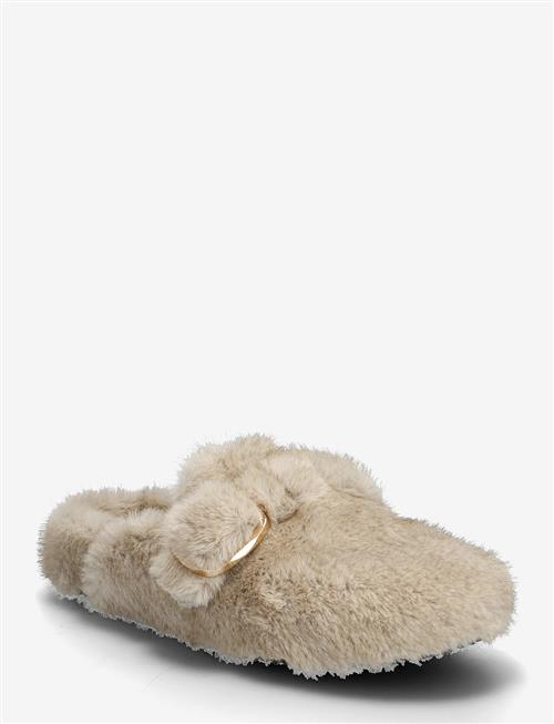 Steve Madden | Plushie | 36