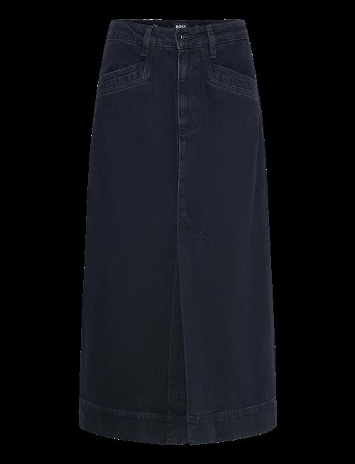 BOSS | Semaire | 32