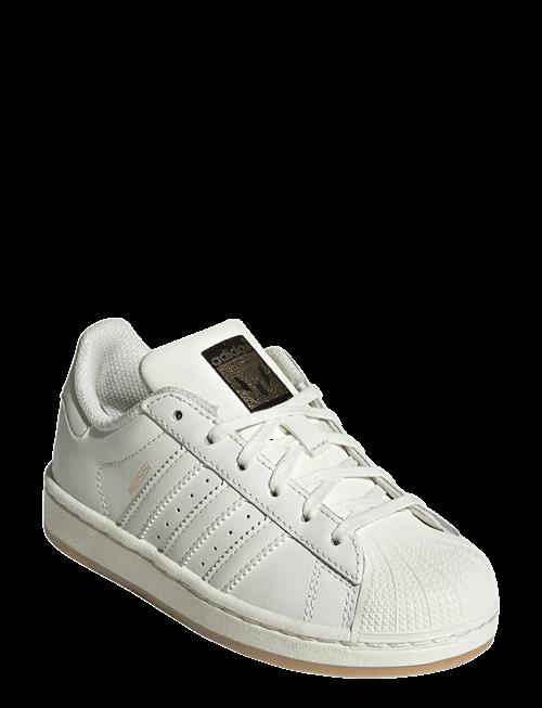 adidas Performance | Superstar Messi C | 31