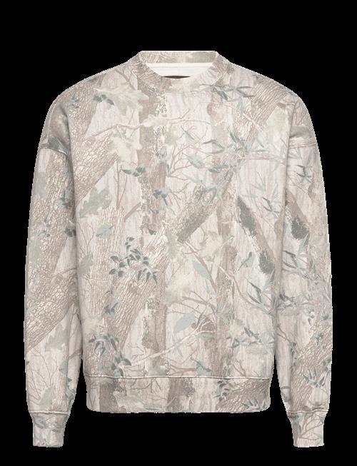 Abercrombie & Fitch | Aug3 Essential Crew | L