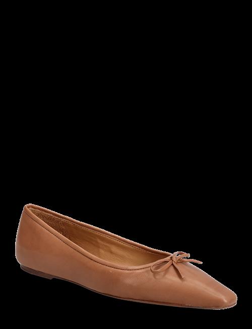Polo Ralph Lauren | Pointed Leather Ballet Flat | 36