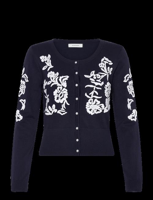 Andiata | Ellery | L