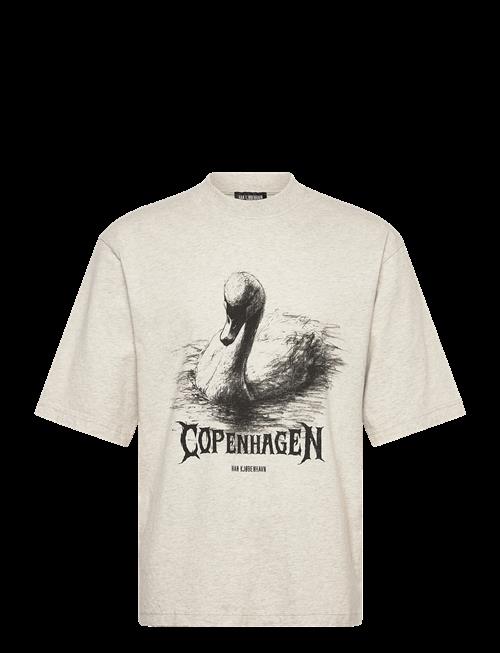 HAN Kjøbenhavn | Hk Swan Oversized Tee | S