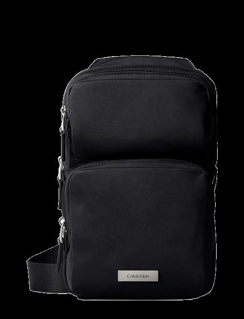 Calvin Klein | Clean Square Sling | ONE SIZE
