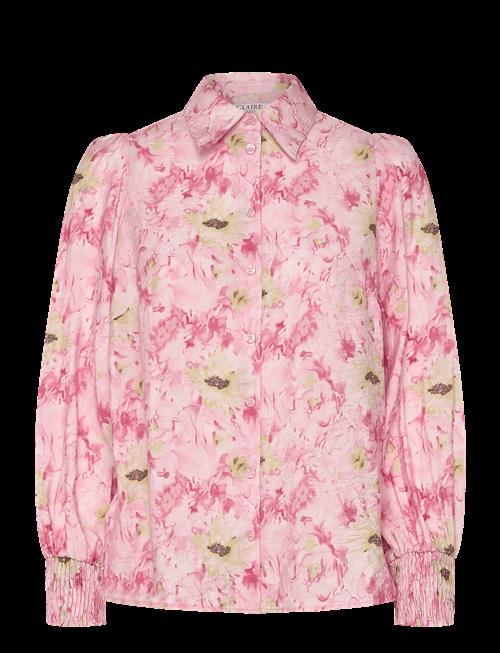 Claire Woman | Cwrhona | 38