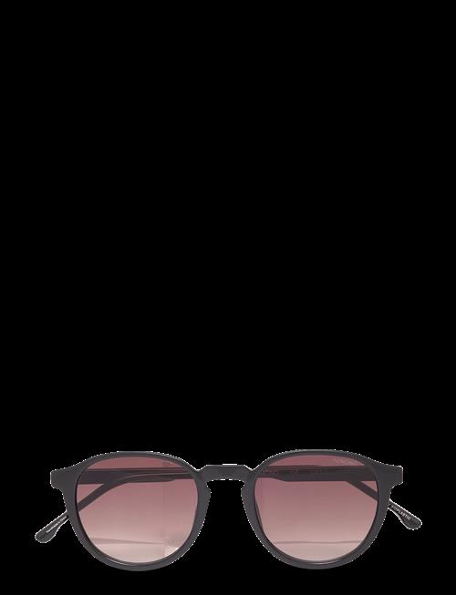 Komono | Liam Black | M