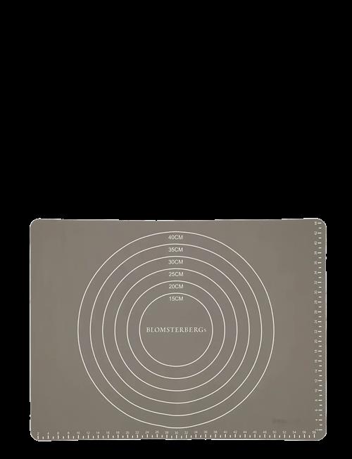 Blomsterbergs | Baking Mat With Measurements 45 X 60 Cm Latte Silicone | 45X60X2CM x 45