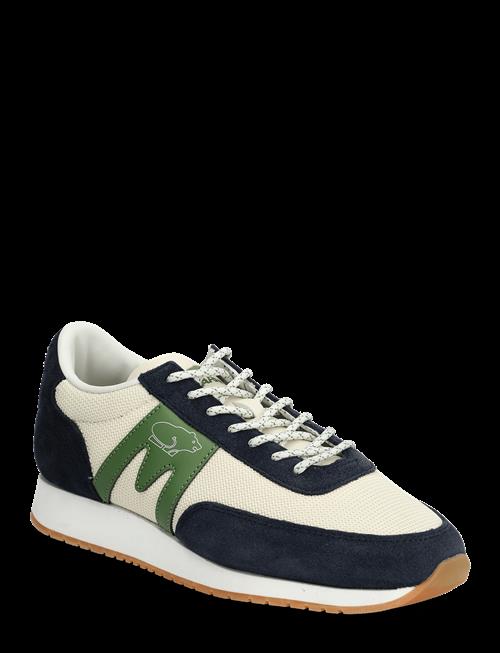 Karhu | Albatross 82 India Ink / Cactus | 37