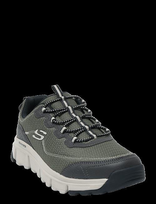 Skechers | Summits At Triple Bridges | 42