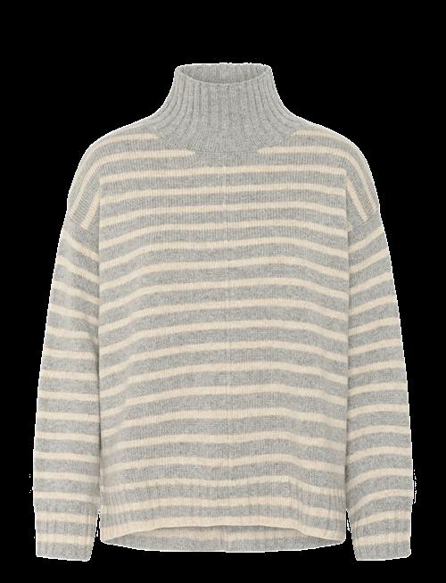 Part Two | Lilyepw Pu | XL