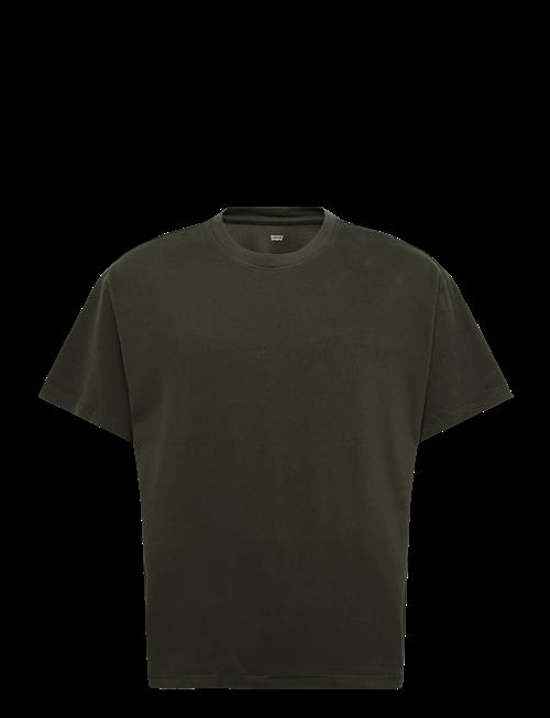 Levi's® | Boxy Ss Tee Sheen Wash Rosin | L