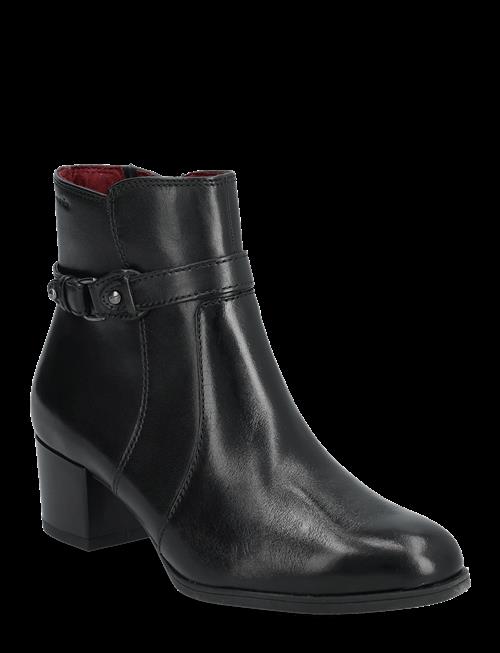 Tamaris | Women Boots | 38