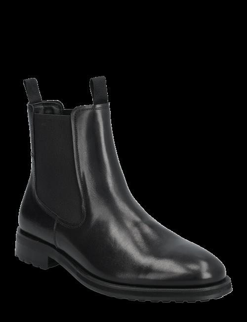 VAGABOND | Brian | 45