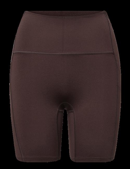 2XU | Form Stash Hi-Rise Compression 6 Inch Shorts | M