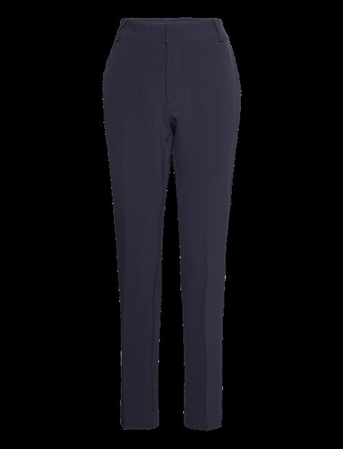 My Essential Wardrobe | 26 The Tailored Straight Pant | 46