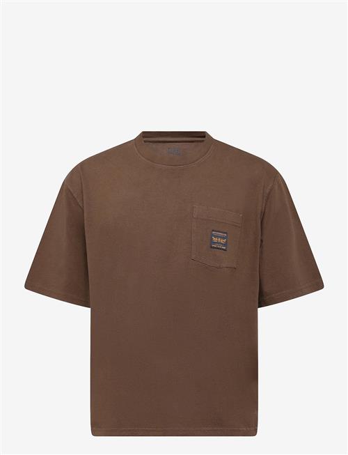 Levi's® | Ss Workwear Pkt Tee Desert Pal | L